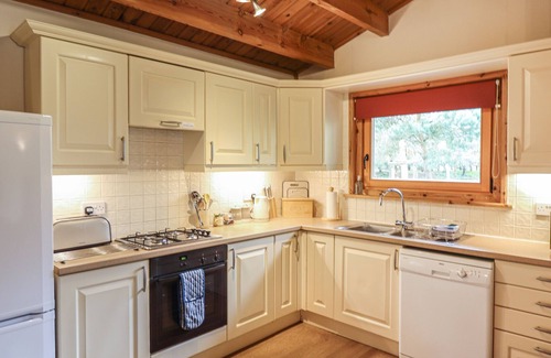 Lincoln Cabina | TEAL LODGE, pet friendly, with a garden in Bardney