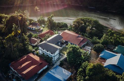 Kuala Tahan Casa | TEBiNG Guest House Taman Negara Malaysia Kuala Tahan