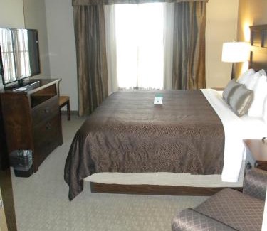 Watford City Hotel | Teddy's Residential Suites Watford City