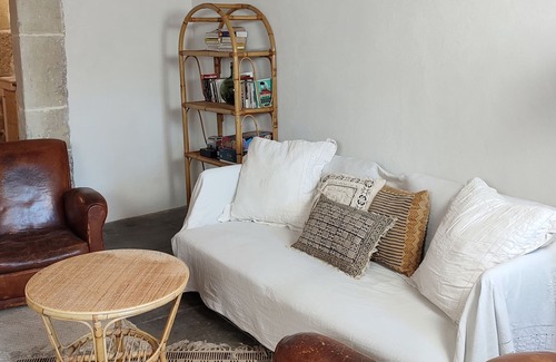 Alignan-du-Vent Casa | Teepee House