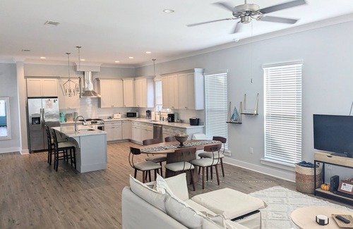 Mississippi City Casa | *Tegarden Cottage at Gulfport Beach* Walk/Beach