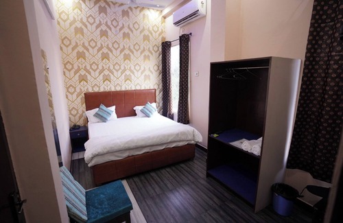 Allahabad Hotel | Temptation Ultimate Prayagraj