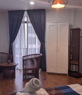 Balok Apartamento | Tenang At Samsuria Beach Apartment