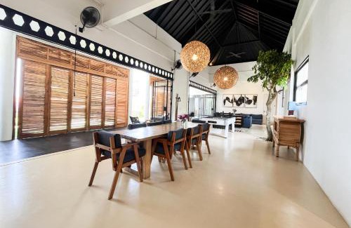 Ungasan Complejo | Tennis Villa Uluwatu - BEAUTIFUL VIEWS - Close to Savaya
