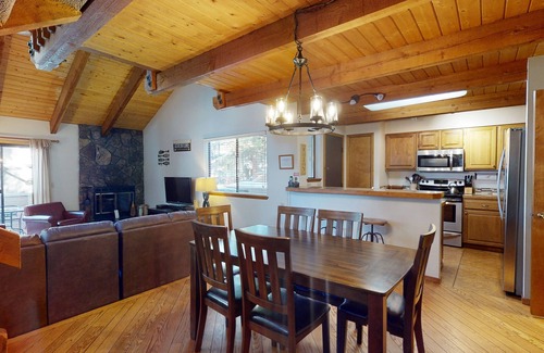 Tennis Village Condominio | 56 Tennis Village: condominio de 2 dormitorios / 2 baños en Sunriver, para 8 personas