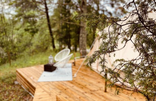 Mariefred Cabina | Tent Romantica, a b&b in a Luxury Glamping Style