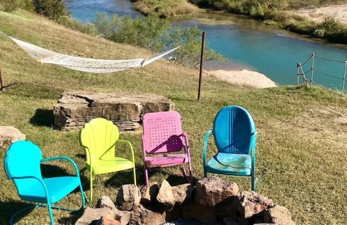 Mason Alquiler De RV | Tentrr Signature Site - Hill Country Adventure Outpost - 5A - Coleman Outfitted
