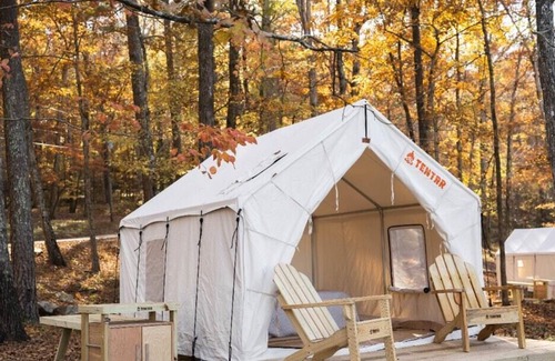 Dennis Alquiler De RV | Tentrr State Park Site - Mississippi Tishomingo State Park - Haynes Lake South D