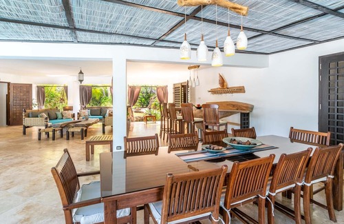 Diani Beach Villa | Tequila Sunrise Beach Villa - Diani Beach - Kenia