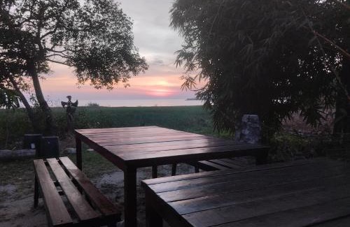 Kuala Teriang Otro | teriang minimal room