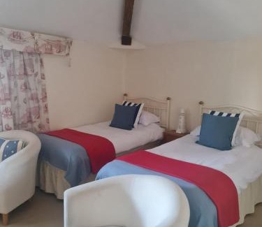 Wollerton Cama Y Desayuno | Ternhill Farm House - 5 Star Guest Accommodation with optional award winning breakfast