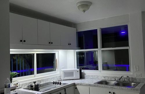 Mediania Alta Apartamento | Apt. con Terraza y Balcón en CostaMar Beach Village, PR