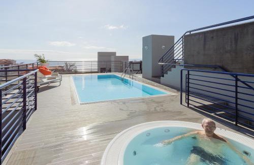 Sao Martinho Apartamento | Terrace Mar Suite Hotel