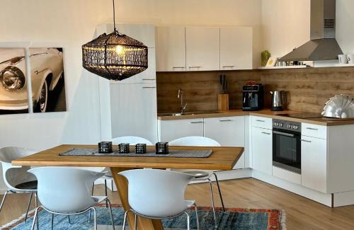 Bruckmuehl Apartamento | Terralpin - Wohnen auf Zeit - DG Wohnung mit Bergblick