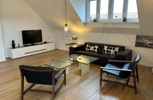 Bruckmuehl Apartamento | Terralpin - Wohnen auf Zeit - DG Wohnung mit Bergblick