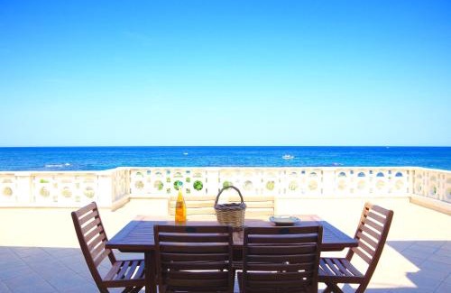 Villanova Apartamento | Terrazza sul mare