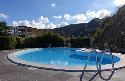 Parghelia Apartamento | Terrazzo A8