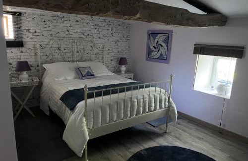 Brie-sous-Mortagne Cama Y Desayuno | Tess Cottage