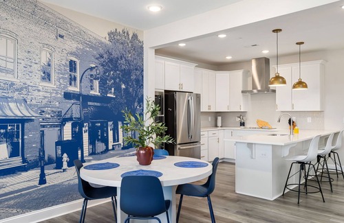 Wake Forest Condominio | Tessa - Luxury 3 BR Retreat + Garage