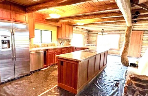 Tetonia Cabina | Teton Tranquility -unparalleled stunning views of the Tetons and Canyons.