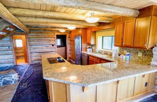 Tetonia Cabina | Teton Tranquility -unparalleled stunning views of the Tetons and Canyons.