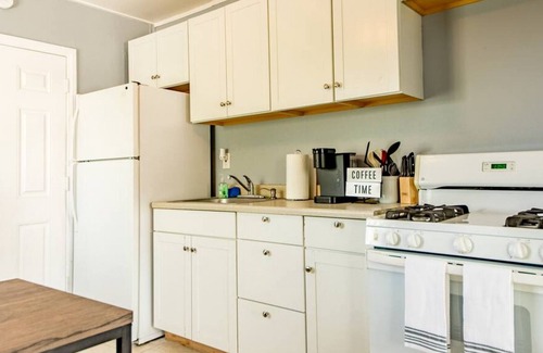 Townsite Casa | Texas · Cozy spot in middle of DT Water St. Henderson