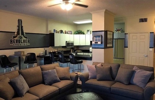 Fort Worth Condominio | Texas Motor Speedway Condo