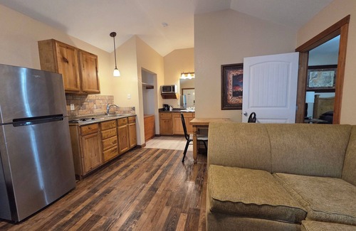 Floresville Cabina | Texas Star Lodges