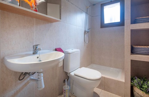 Tarragona Villa | TH136 Villa San Ramon con piscina y jardín