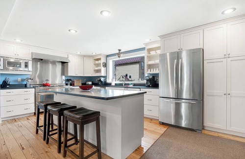 Bethel Casa | Thaddeus Twitchell House - In-Ground pool, Hot tub, Skiing, Golf, Hiking & More!