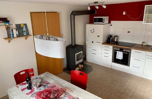 Pflach Apartamento | Apartamento de vacaciones Pflach para 1 - 4 personas con 2 dormitorios - Apartamento en casa unifami
