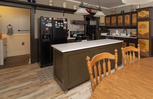 Plymouth Casa | The 2,400 sq. ft. Plymouth Paddock near Road America, 4 bedrooms, 2.5 bathrooms