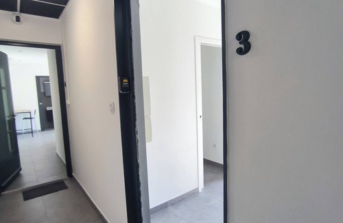 Saint-Etienne Apartamento | THE 33 simple effective