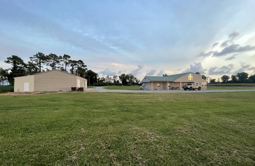 Fairfield Casa | The 784 Lodge Hyde County Outdoorsman Retreat