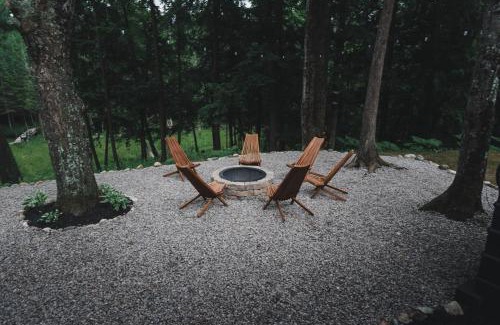 Bellaire Casa | The A-Frame at Finch Creek