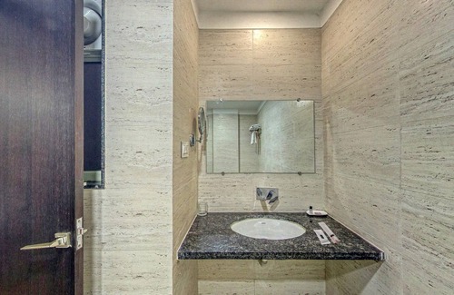 Itarsi Hotel | The Aanandam Hotel Resort