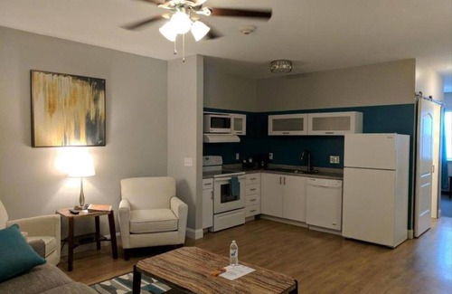 Mebane Apartamento | The Acorn Suites