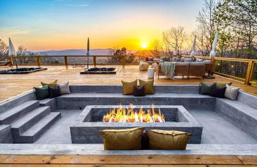 Fletcher Casa | The Albatross Estate & Golf Links