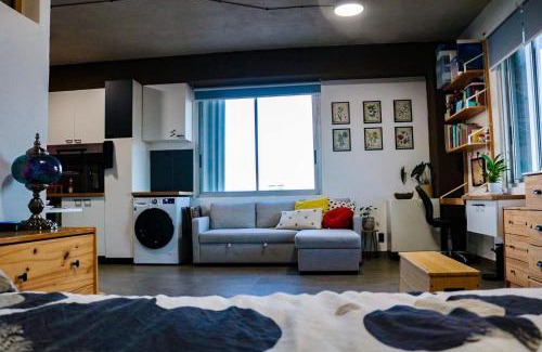 Rio Piedras Casa | The Alexa tiny apartment city view for 3 guests