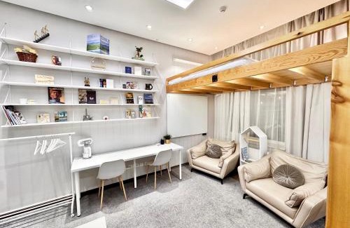 Downtown Ulaanbaatar Apartamento | The All-in-One Loft