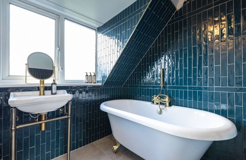 Canford Cliffs Hotel | The Anchorage