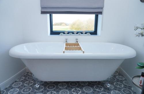 Newark Apartamento | The Angel - Luxury Lakeside Lodge