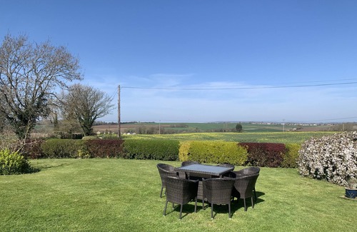 Trowbridge Casa | The Annex 3 East Town Cottages