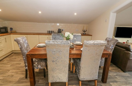 Elim Cabaña | The Apartment at Plas Yr Eithin