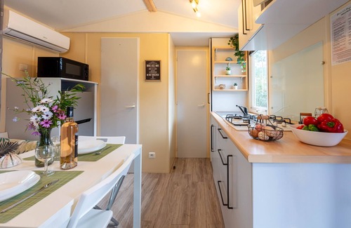 Giens Casa | Arbousier-Bungalow-Básico-Baño privado con ducha-Vista al Mar