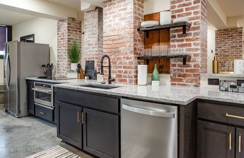 Maple Ridge North Apartamento | The Aristocrat - Velencia's Beauty