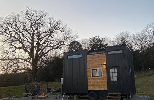 Cecil Cabina | The Arkansas Tiny House