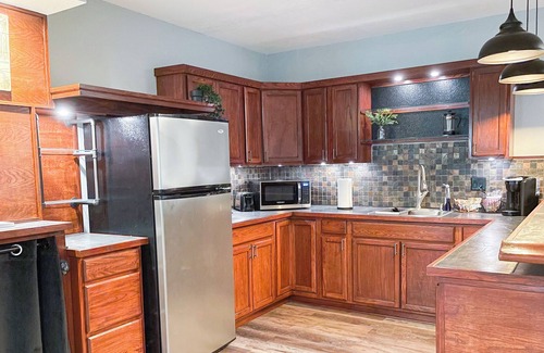 St. Robert Apartamento | The Aster Inn Mins to FLW