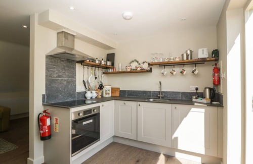 Wells Cabaña | THE ATTIC AT REDMOND BOTTOM, pet friendly, with a garden in Wookey
