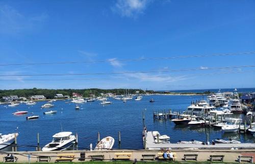 Oak Bluffs Casa | The Attleboro House